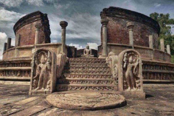 Polonnaruwa21-768x359